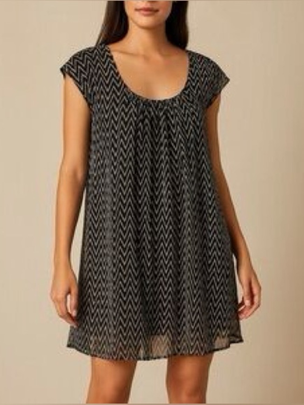 Patterson J. Kincaid Black and White Zigzag Short-Sleeve Mini Dress size small
